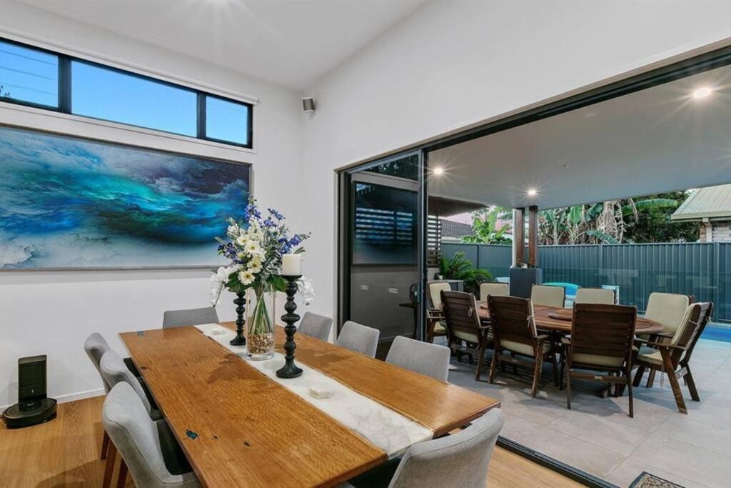 Beachside Buddina Luxury Family House 5 Bedrooms מראה חיצוני תמונה
